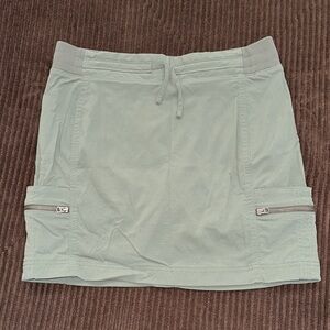 Athleta Green Textured Skirt/skort Size 8 Ladies